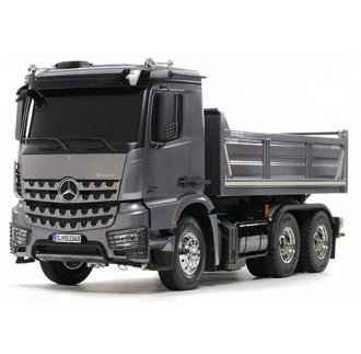 Camion Mercedes AROCS 3348 6×4 Trasporto Terra RC 1:14 Tamiya